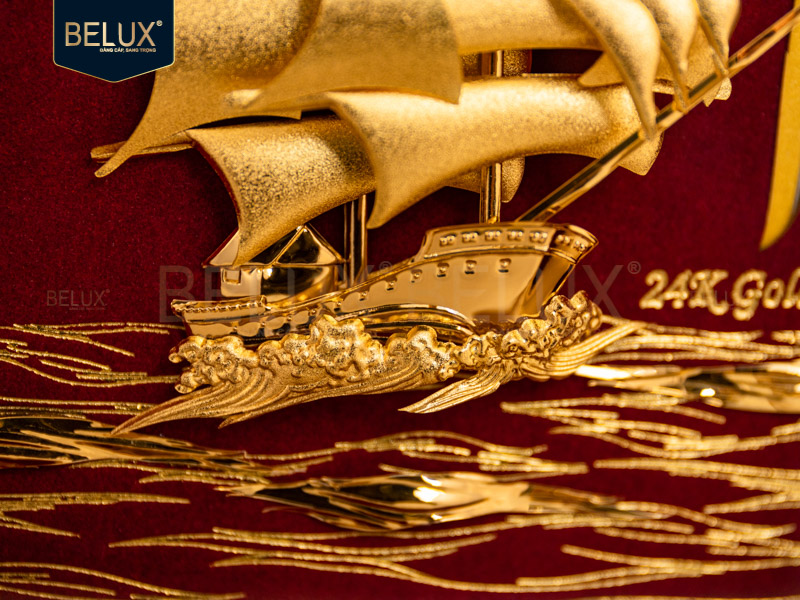 Tranh thuận buồm xuôi gió dát vàng 24k 25x20cm